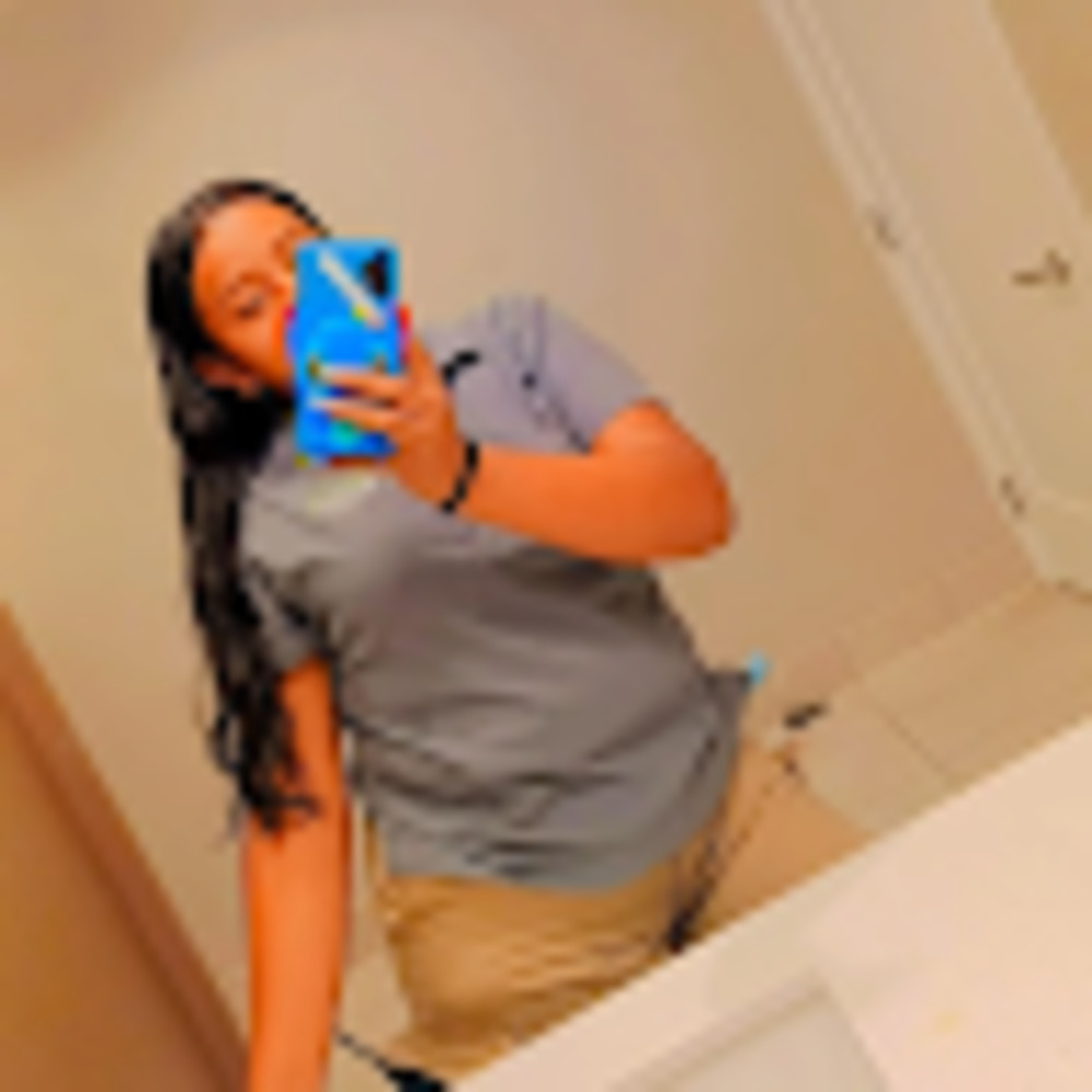 Meet your Posher, Kimberly